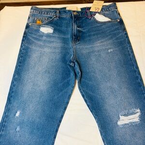 Gloria Vanderbilt Women's Light Blue Relaxed Jeans